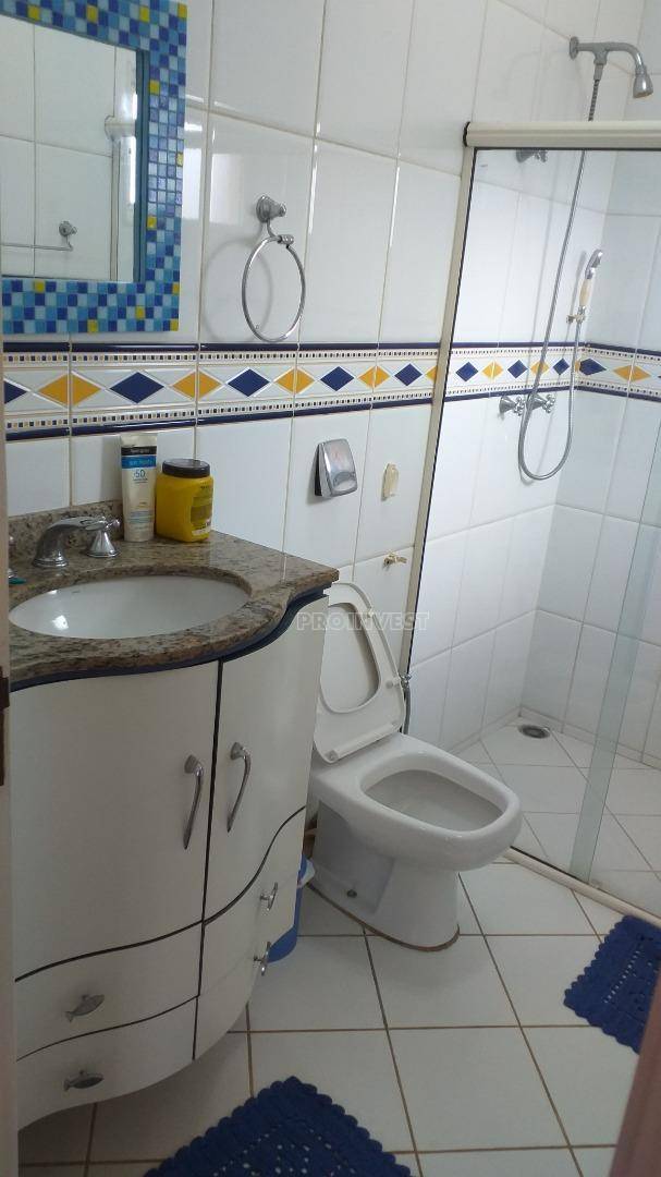 Casa de Condomínio à venda e aluguel com 3 quartos, 315m² - Foto 35