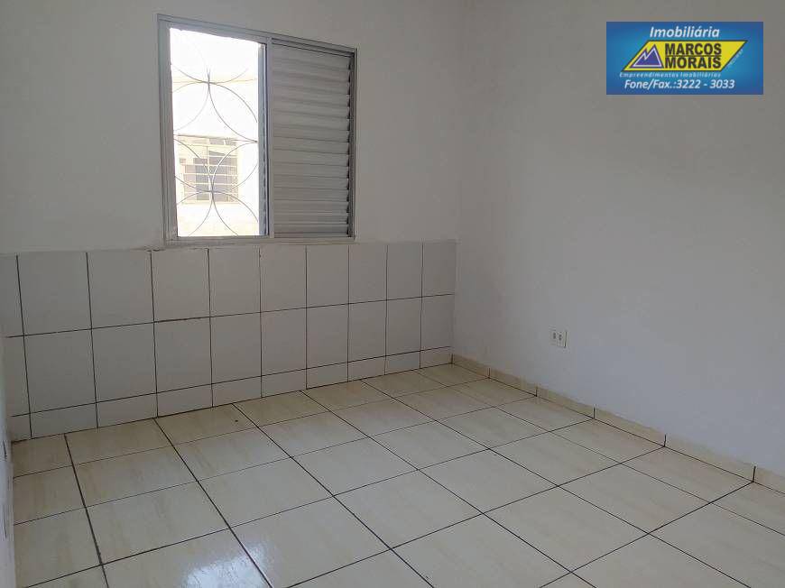 Apartamento à venda com 3 quartos, 71m² - Foto 4