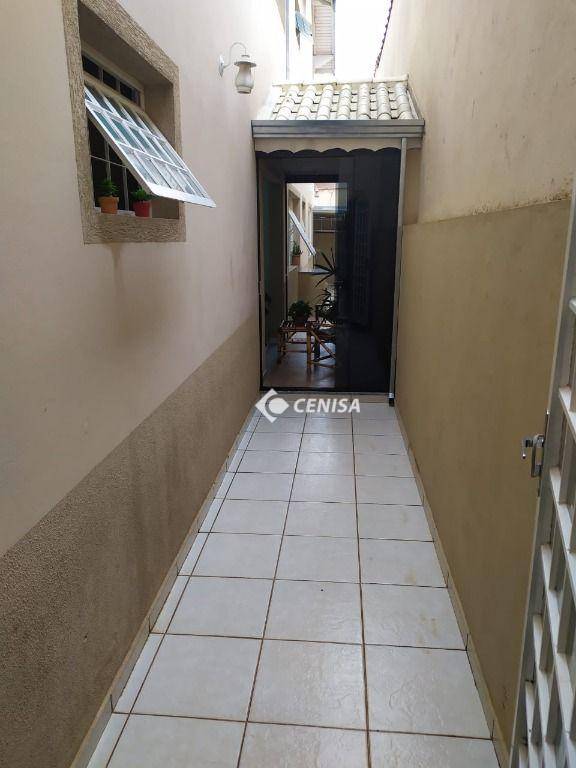 Casa à venda com 3 quartos, 170m² - Foto 17