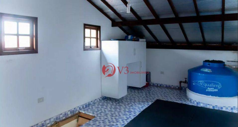 Casa à venda com 3 quartos, 200m² - Foto 28