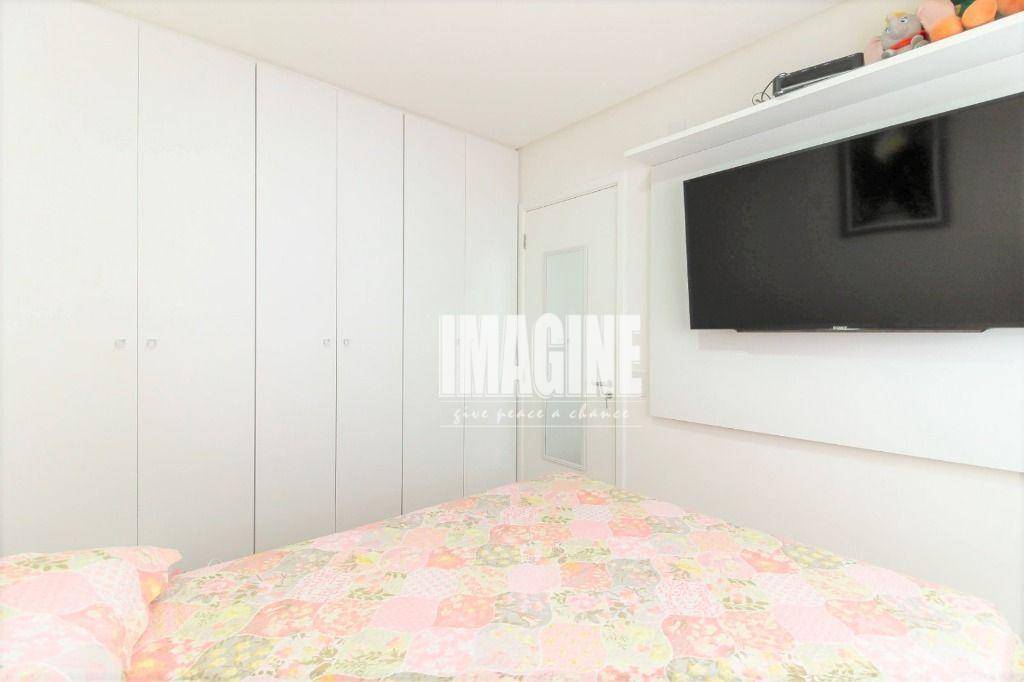 Apartamento à venda com 2 quartos, 38m² - Foto 13