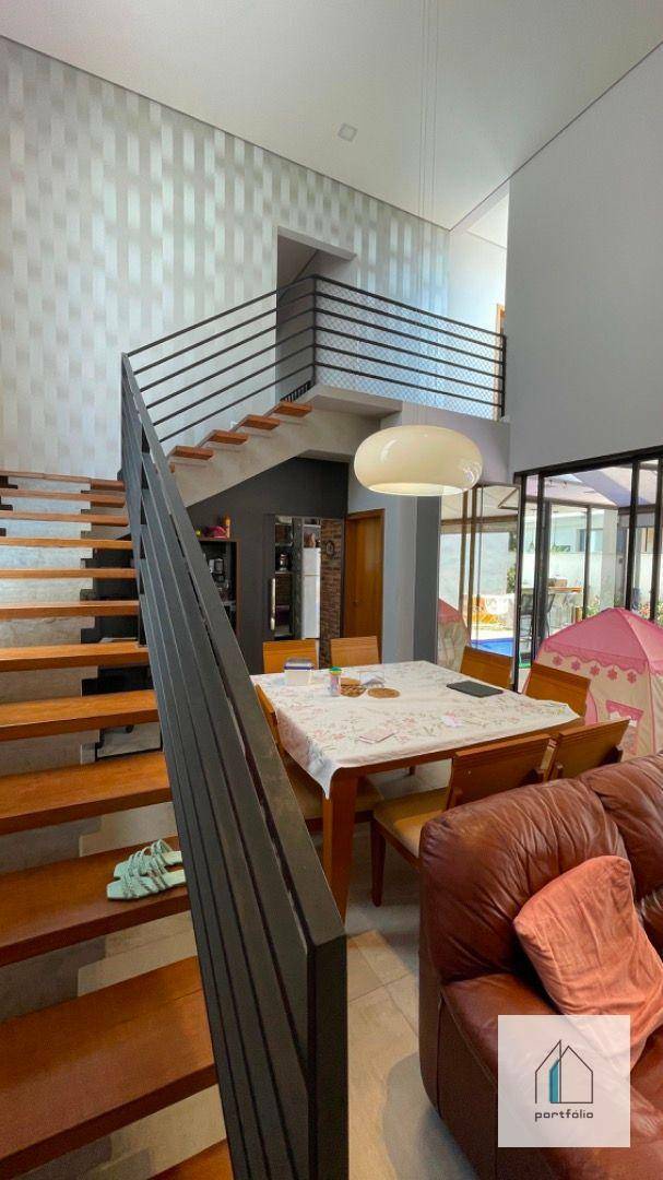 Casa de Condomínio à venda com 4 quartos, 246m² - Foto 17