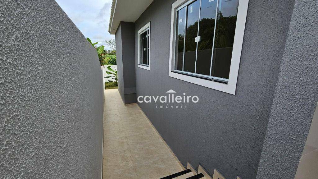 Casa à venda com 3 quartos, 100m² - Foto 4