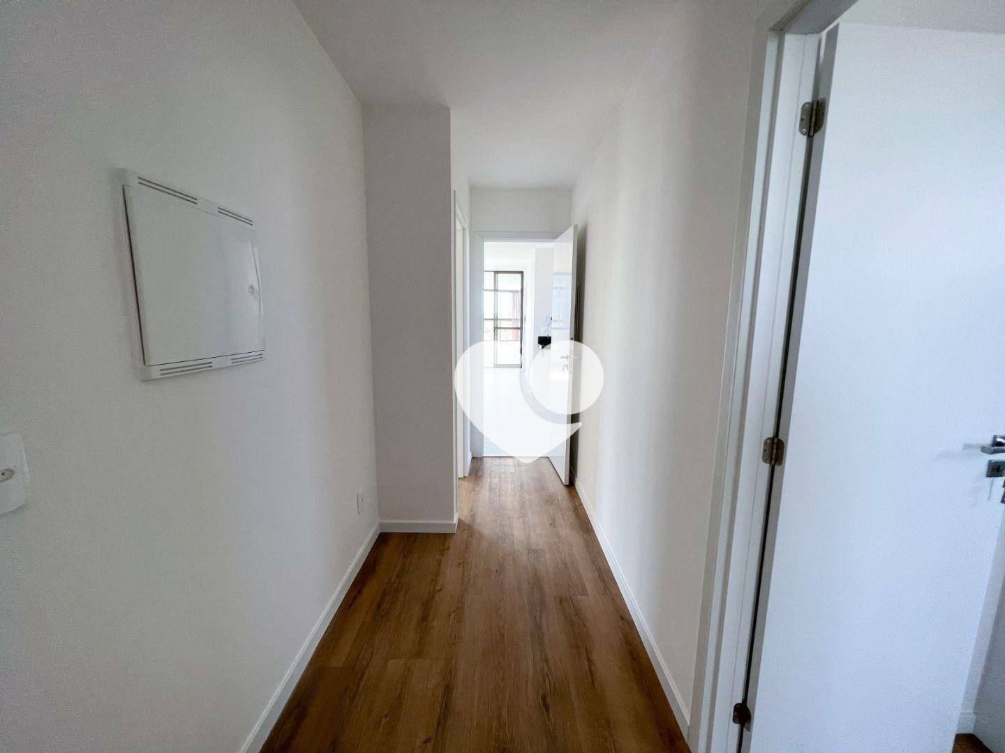 Apartamento à venda com 3 quartos, 135m² - Foto 7