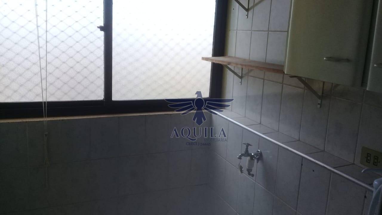 Apartamento para alugar com 2 quartos, 109m² - Foto 4