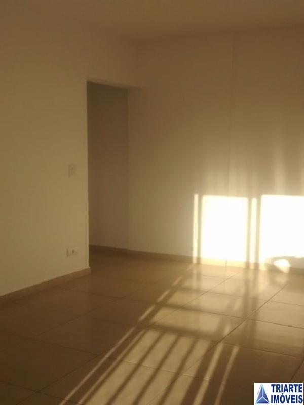 Apartamento à venda com 2 quartos, 67m² - Foto 3