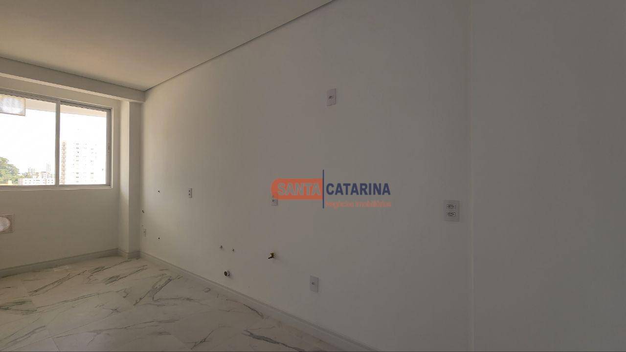 Apartamento à venda com 2 quartos, 90m² - Foto 3