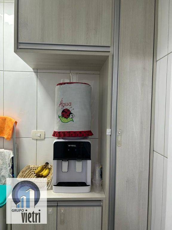 Apartamento à venda com 3 quartos, 60m² - Foto 4