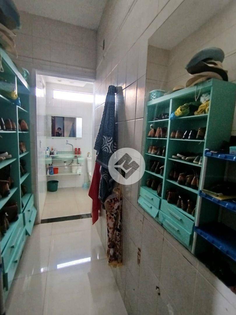 Casa, 4 quartos, 202 m² - Foto 21