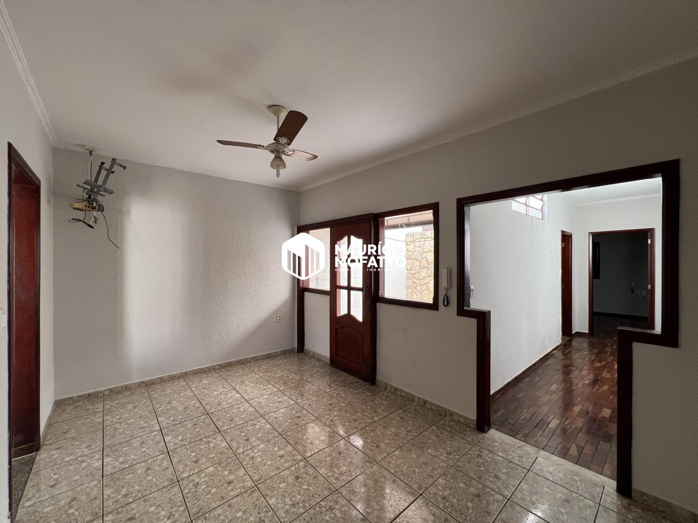 Casa à venda com 3 quartos, 250m² - Foto 5