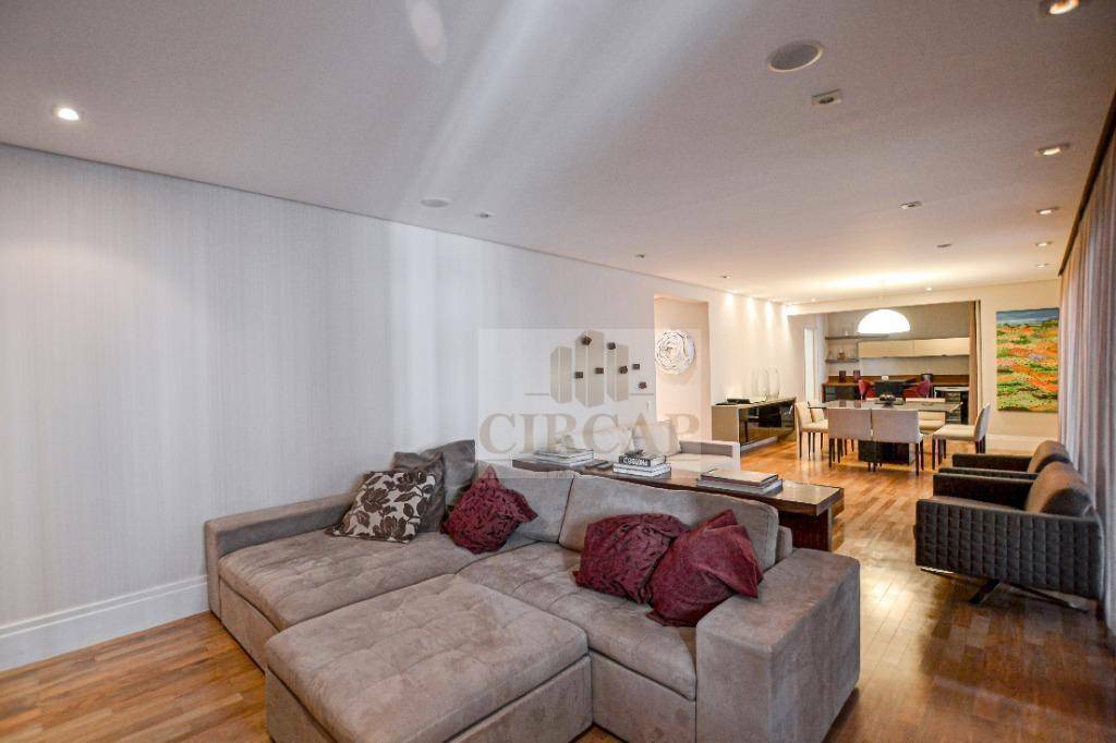 Apartamento à venda com 3 quartos, 223m² - Foto 10