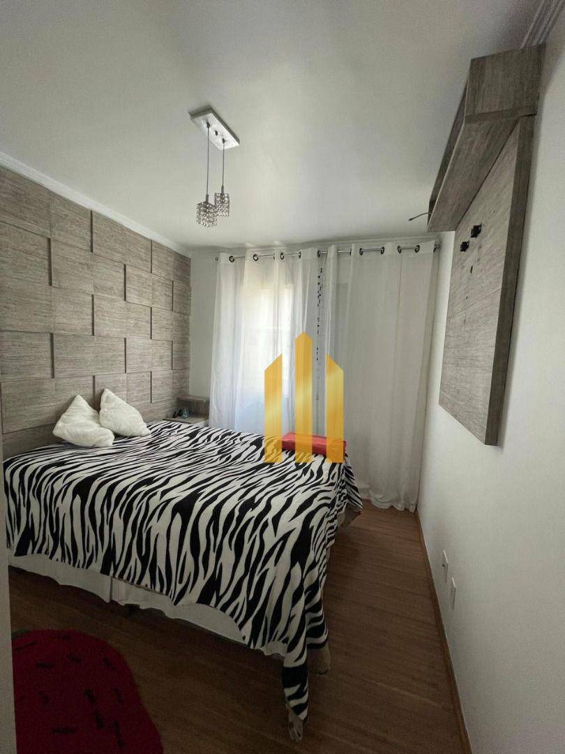 Apartamento para alugar com 2 quartos, 63m² - Foto 12