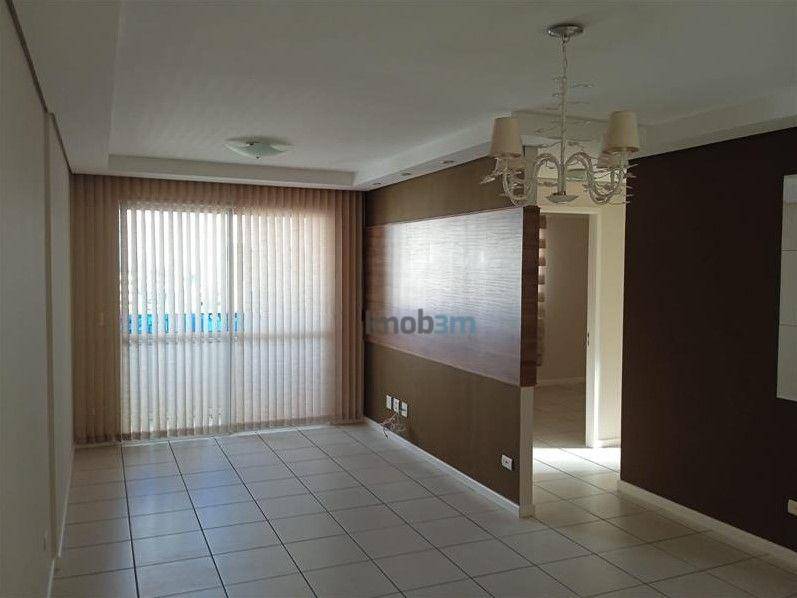 Apartamento para alugar com 2 quartos, 70m² - Foto 2