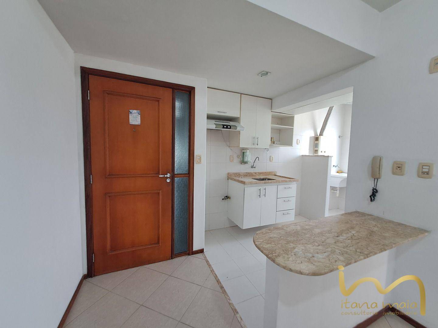 Apartamento à venda com 1 quarto, 45m² - Foto 9