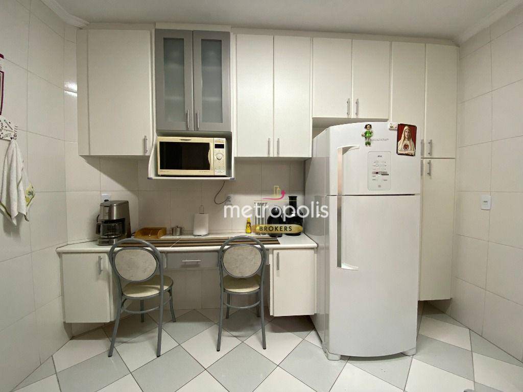 Apartamento à venda com 3 quartos, 180m² - Foto 8