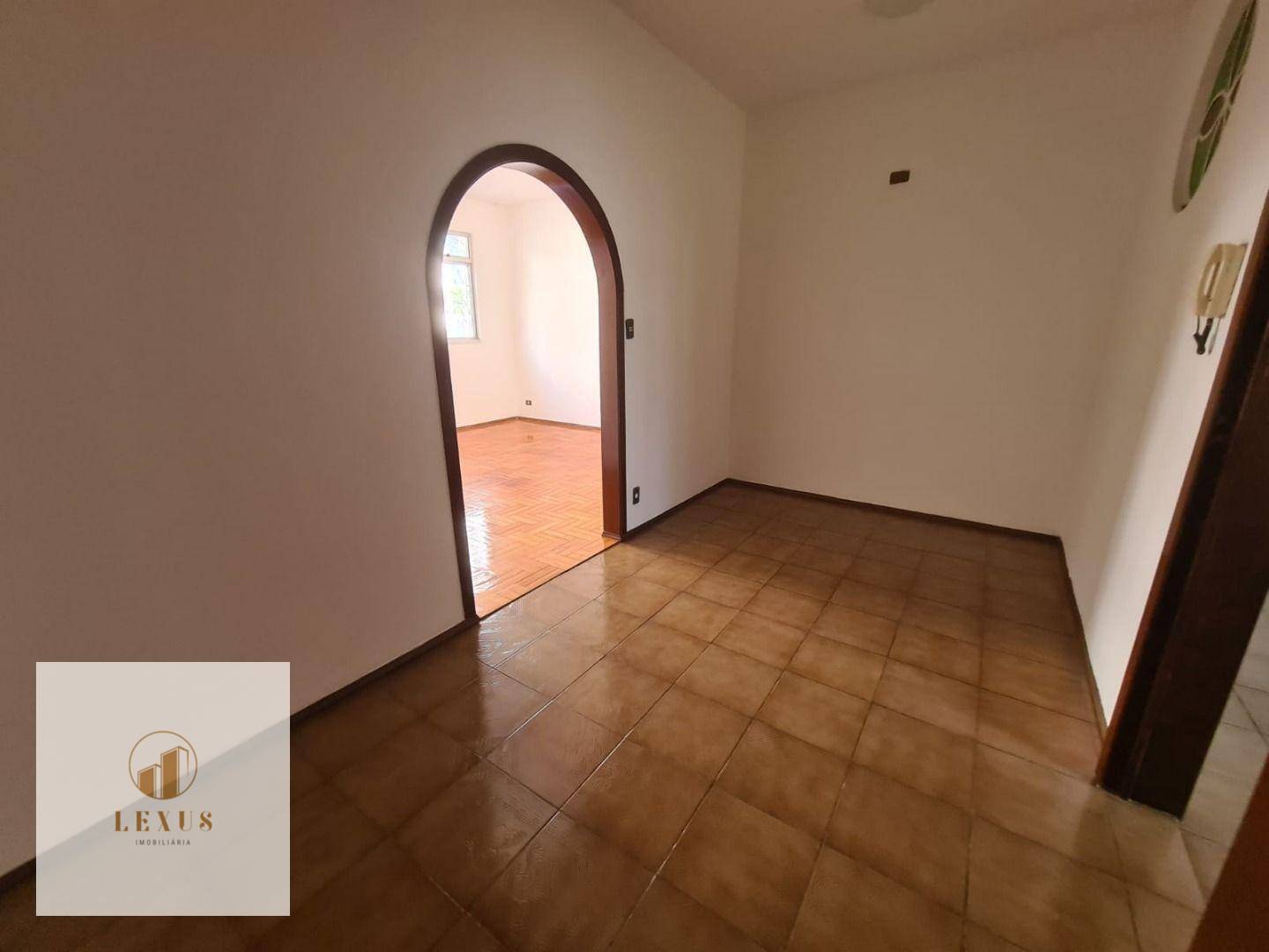 Apartamento à venda com 3 quartos, 136m² - Foto 6