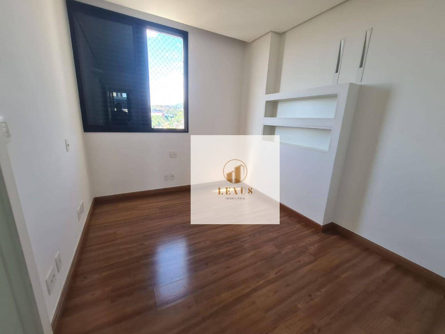 Apartamento à venda com 3 quartos, 206m² - Foto 16