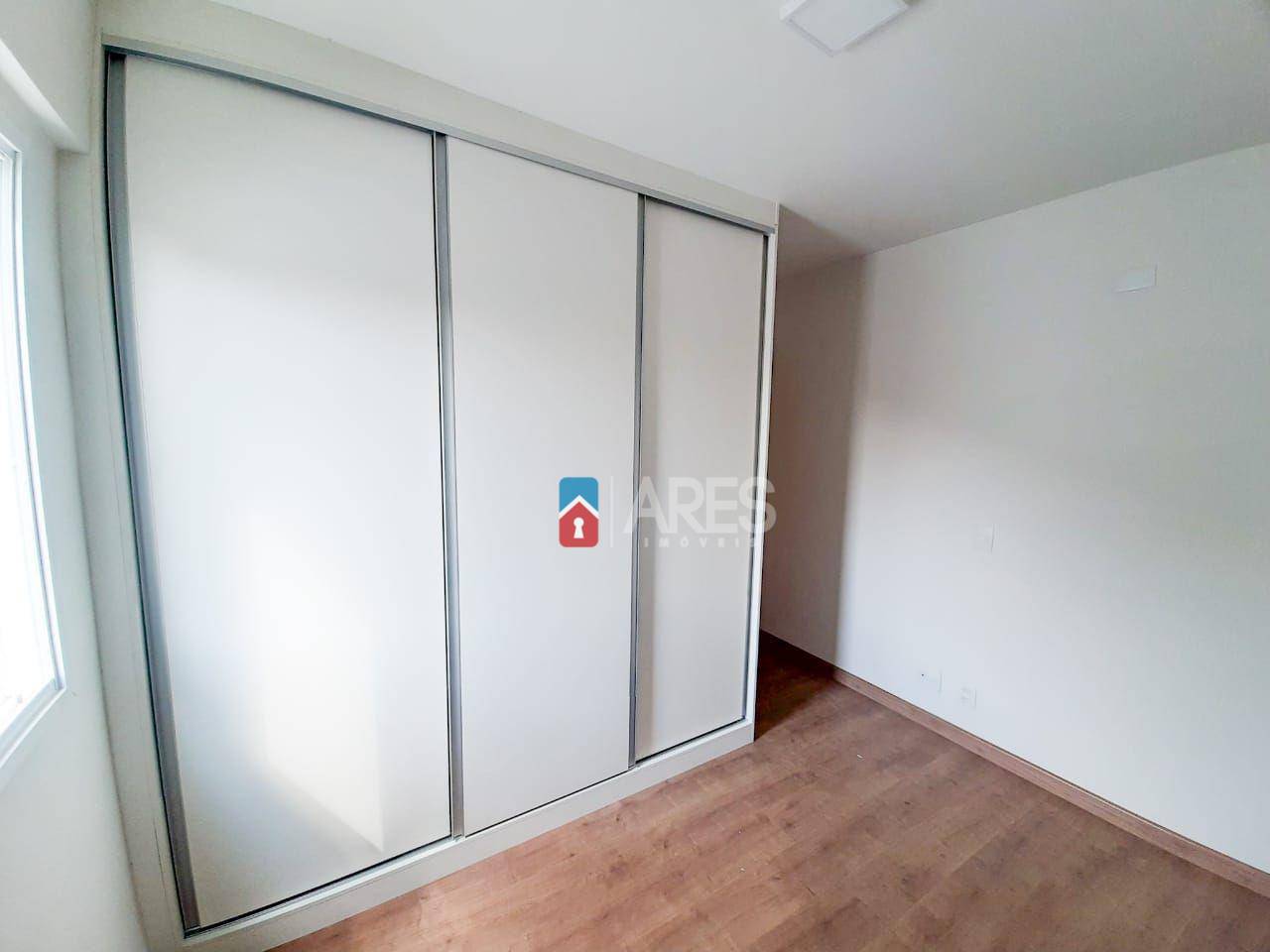 Apartamento para alugar com 3 quartos, 76m² - Foto 14