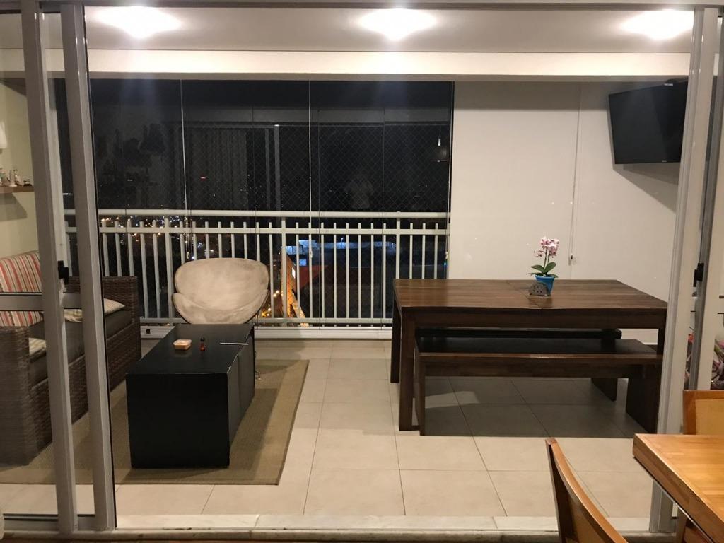 Apartamento à venda com 3 quartos, 134m² - Foto 1