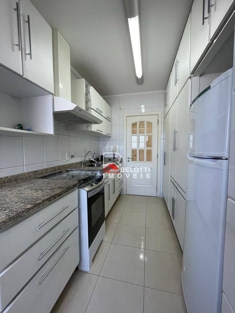 Apartamento à venda com 3 quartos, 78m² - Foto 4