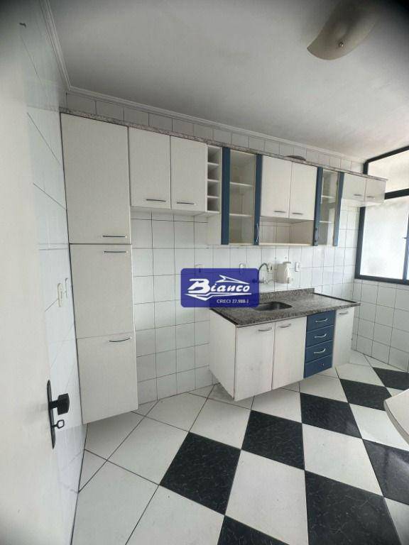 Apartamento à venda com 2 quartos, 65m² - Foto 15