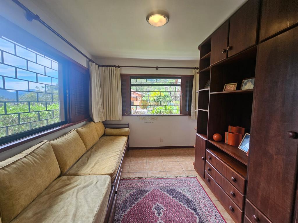 Casa de Condomínio à venda com 6 quartos, 190m² - Foto 13