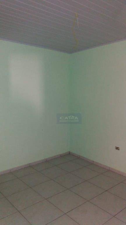 Casa para alugar com 2 quartos, 40m² - Foto 8