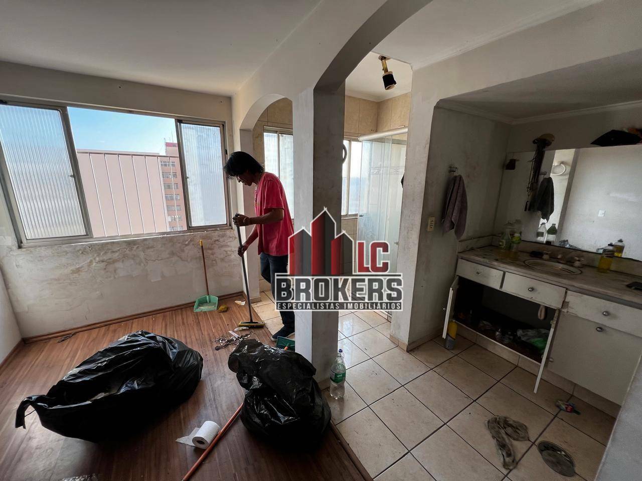 Apartamento à venda com 3 quartos, 300m² - Foto 18