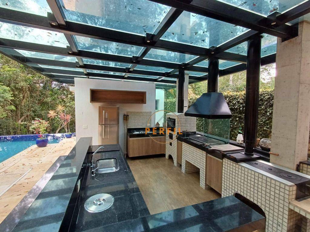 Casa de Condomínio à venda e aluguel com 6 quartos, 600m² - Foto 26