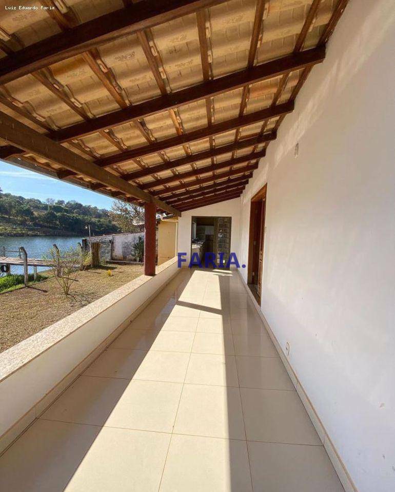 Chácara à venda com 3 quartos, 1100M2 - Foto 3