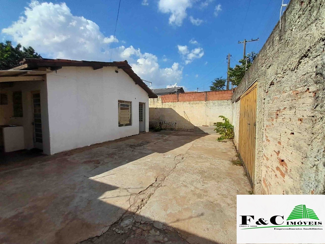 Casa à venda com 2 quartos, 267m² - Foto 8