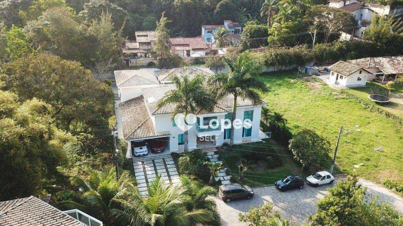 Casa de Condomínio à venda com 5 quartos, 450m² - Foto 1