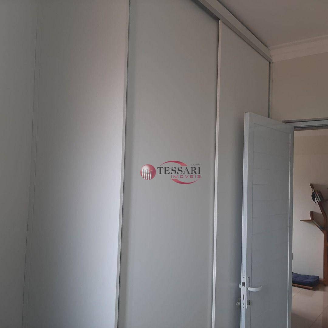 Apartamento à venda com 3 quartos, 80m² - Foto 17