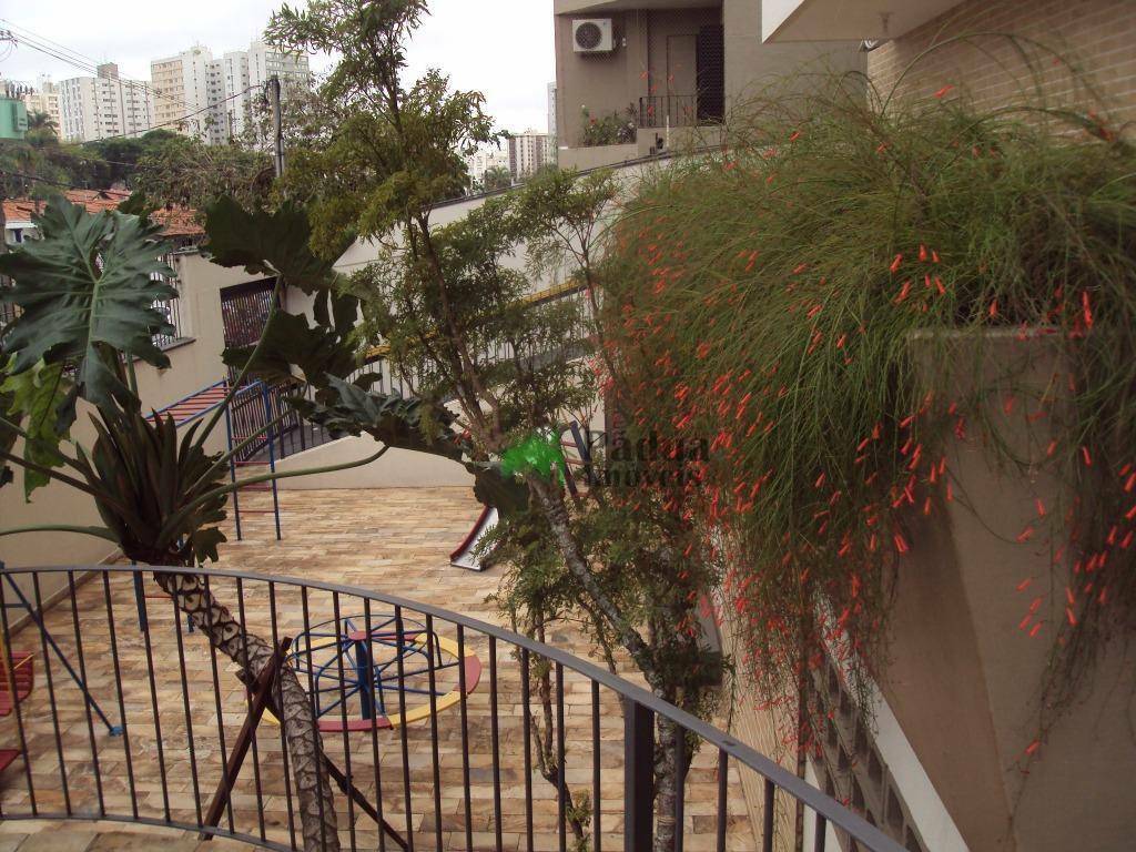 Apartamento à venda e aluguel com 2 quartos, 70m² - Foto 5