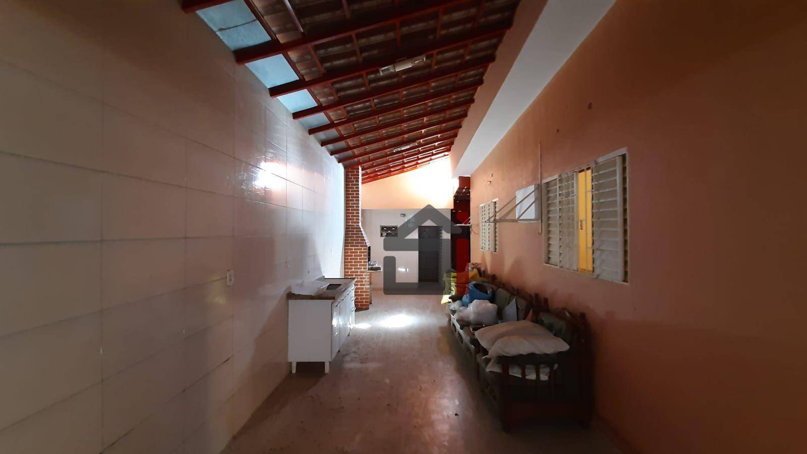 Casa à venda e aluguel com 3 quartos - Foto 4