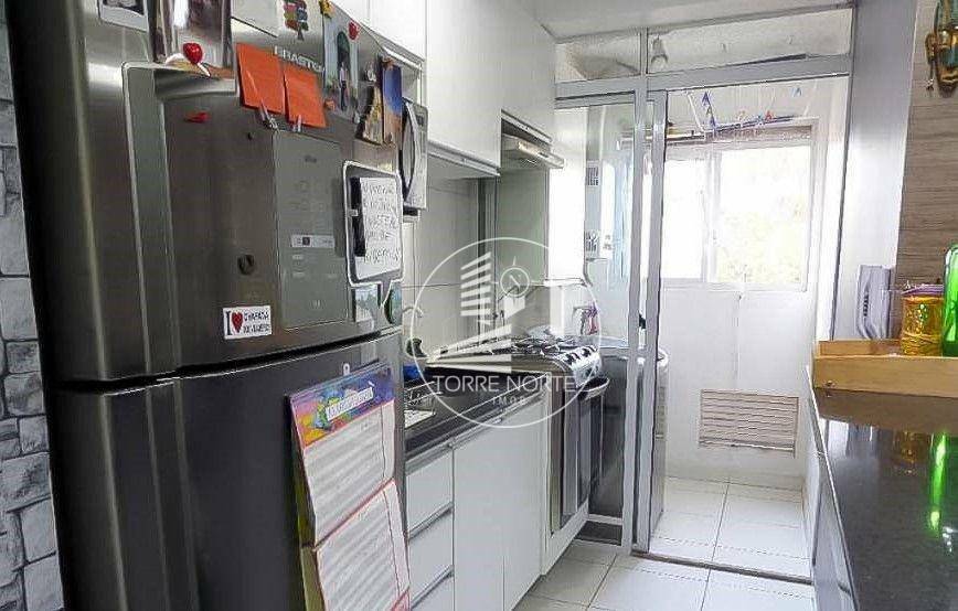 Apartamento à venda com 2 quartos, 48m² - Foto 2