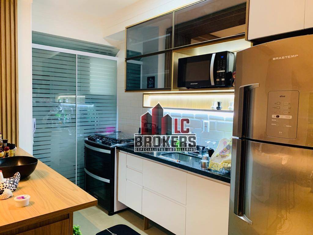 Apartamento para alugar com 3 quartos, 80m² - Foto 12