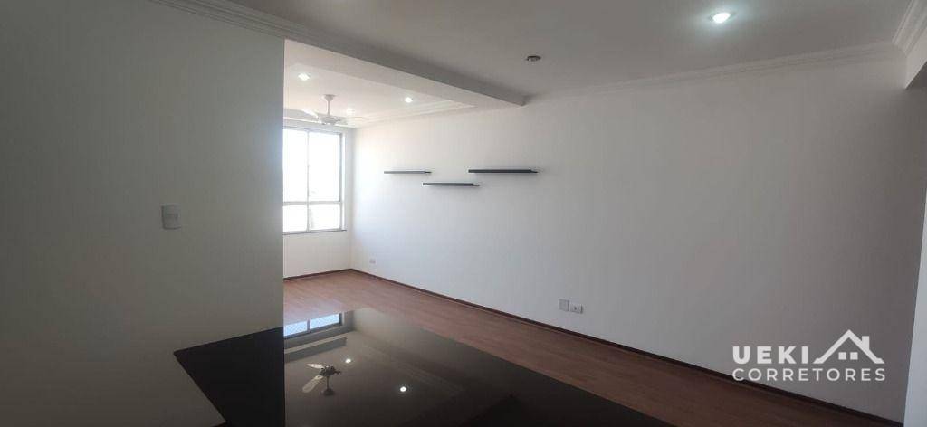 Apartamento à venda com 3 quartos, 87m² - Foto 8