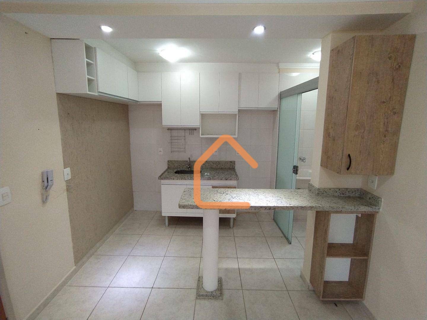 Apartamento para alugar com 2 quartos, 50m² - Foto 4