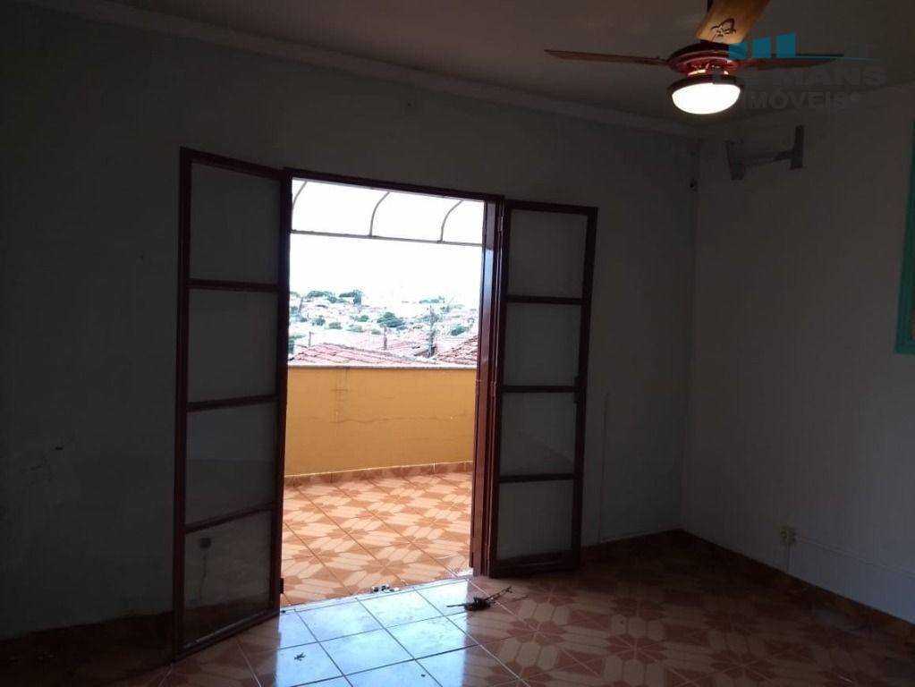 Casa à venda com 2 quartos, 150m² - Foto 11