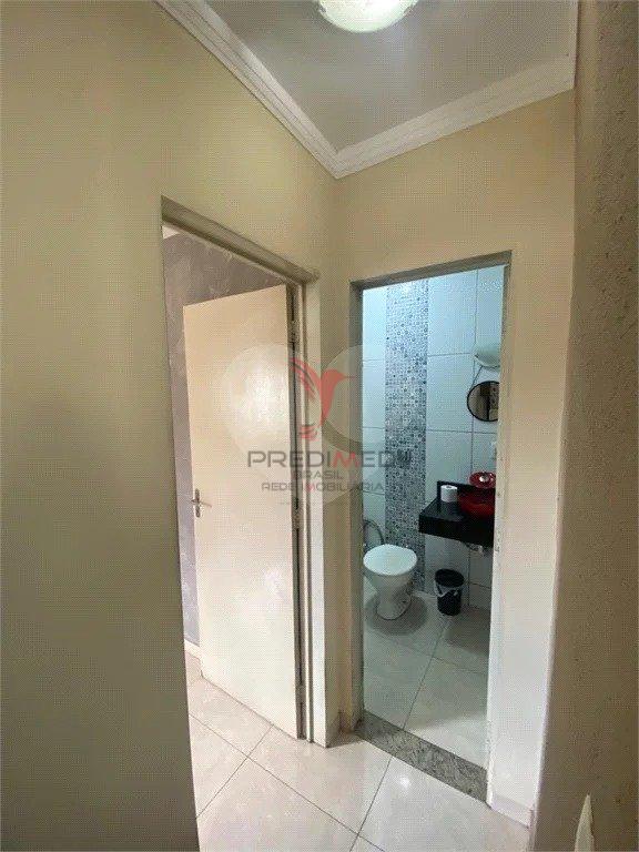 Casa à venda com 2 quartos, 129m² - Foto 3