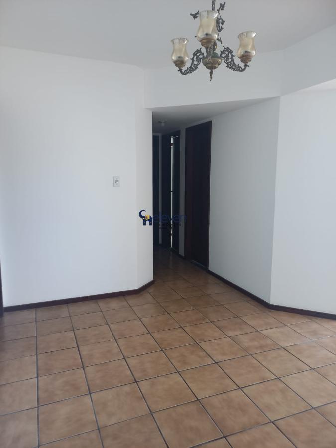 Apartamento à venda com 3 quartos - Foto 4