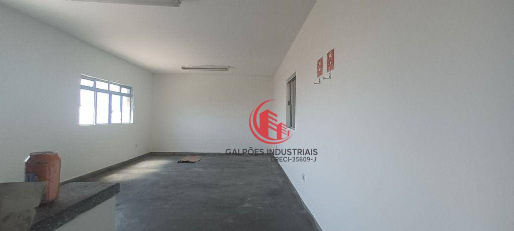 Depósito-Galpão-Armazém para alugar, 700m² - Foto 19