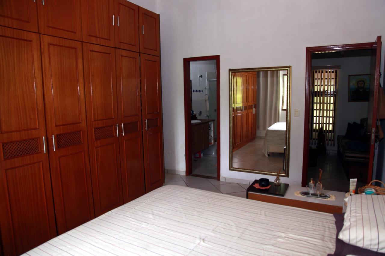 Chácara à venda com 3 quartos, 3m² - Foto 15