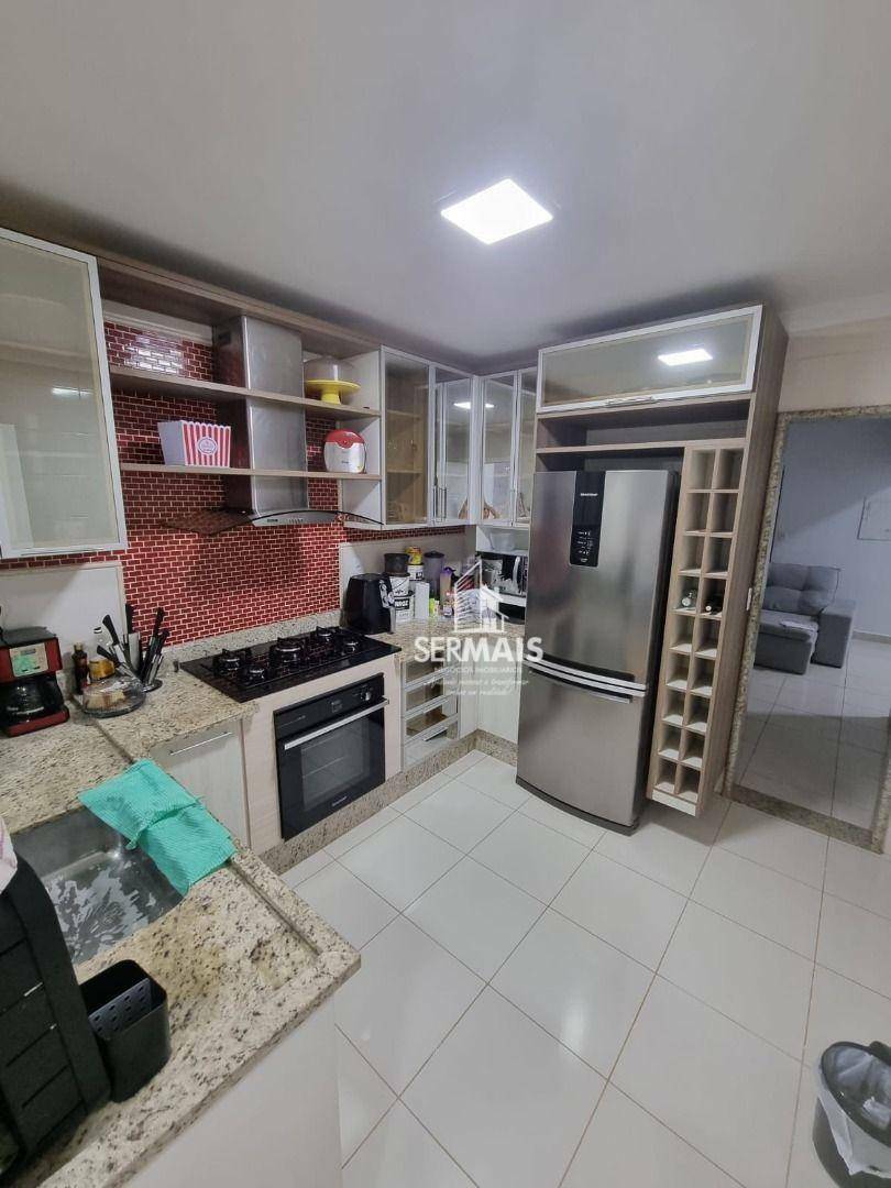 Sobrado à venda com 2 quartos, 183m² - Foto 5