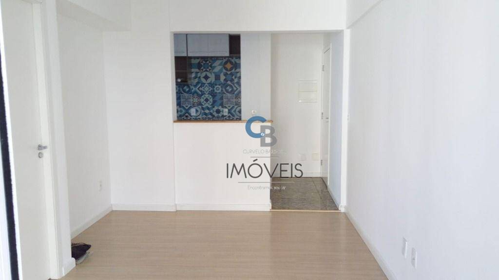 Apartamento à venda com 3 quartos, 68m² - Foto 1