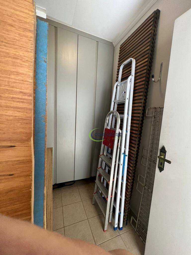 Sobrado à venda com 5 quartos, 322m² - Foto 134