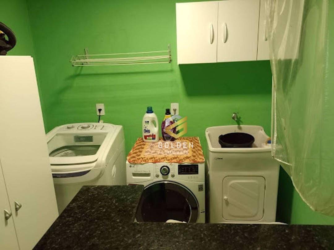 Casa, 2 quartos, 240 m² - Foto 10