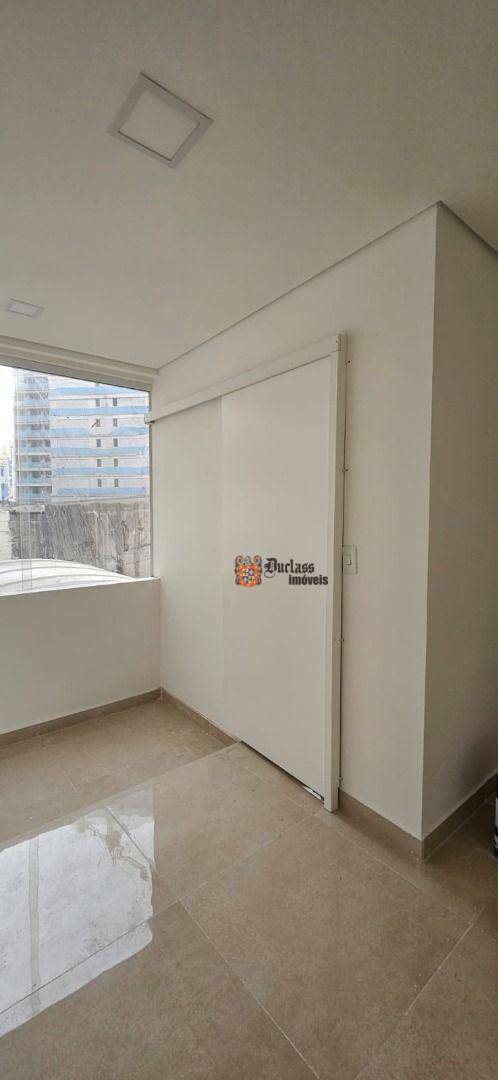 Apartamento à venda com 3 quartos, 240m² - Foto 24