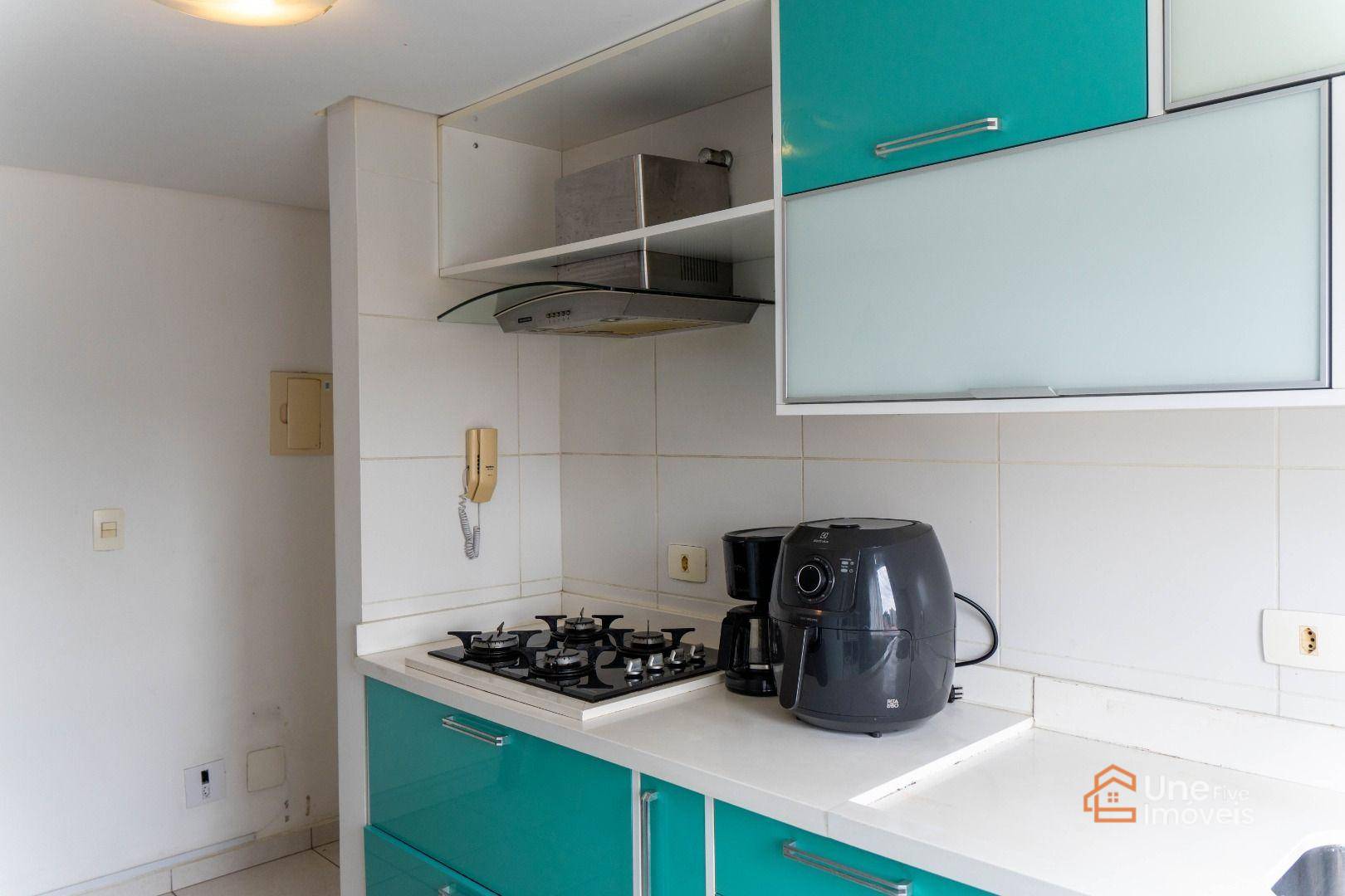 Apartamento à venda com 3 quartos, 117m² - Foto 6